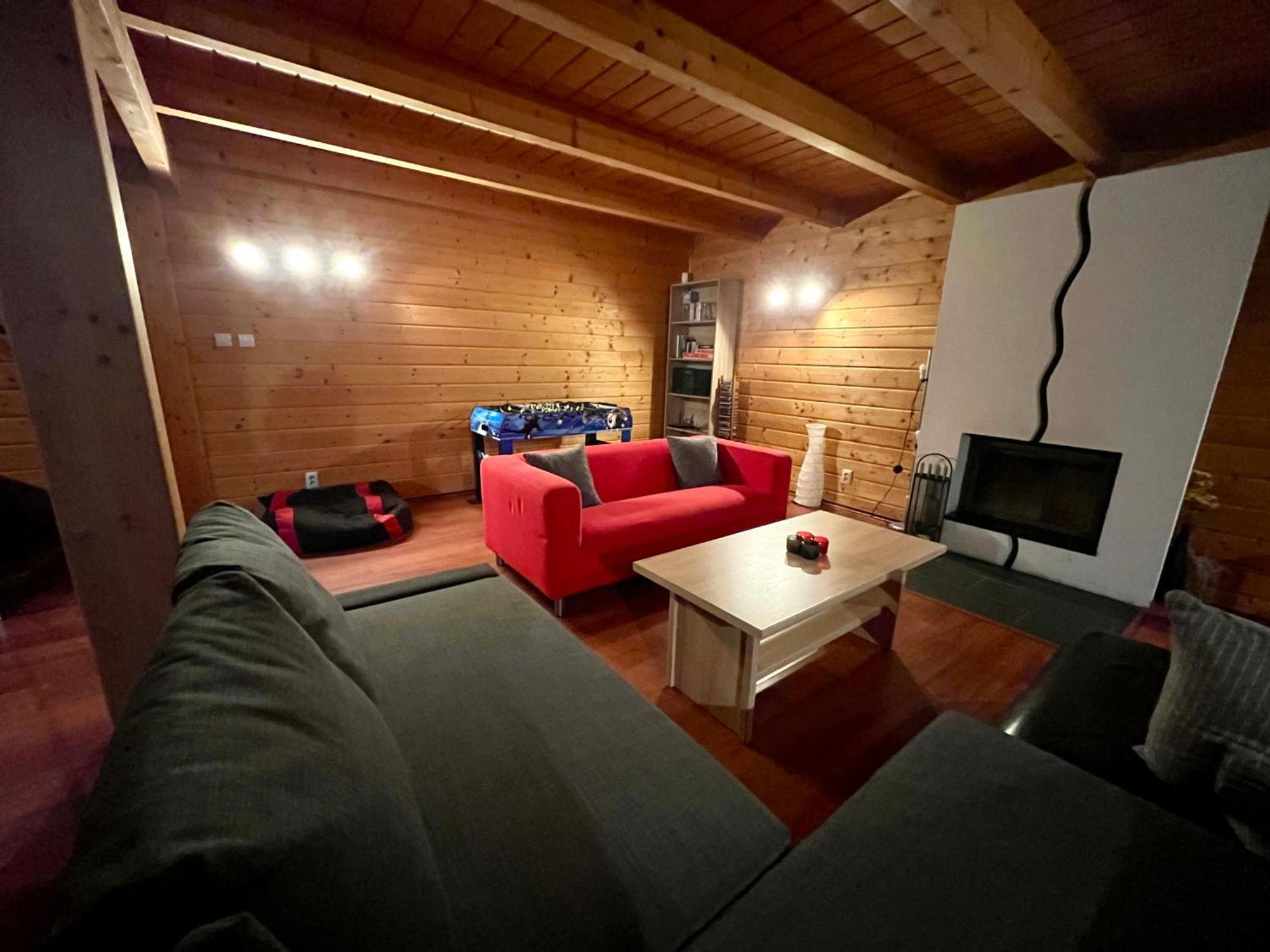 Zrub Alpinus Guest House Pribylina Exterior photo