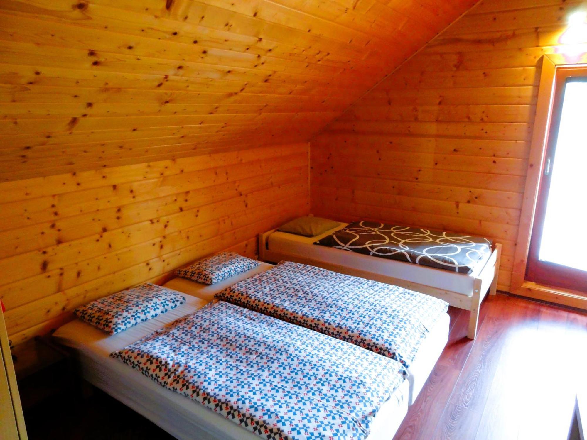 Zrub Alpinus Guest House Pribylina Exterior photo